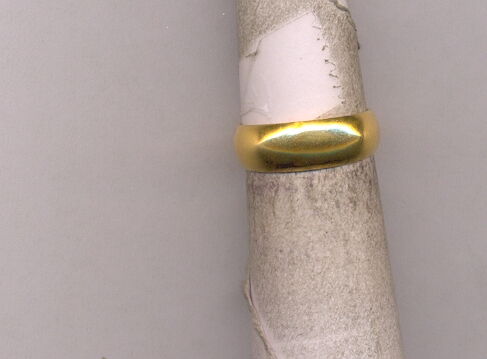 GOLD RING
