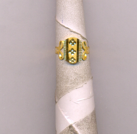 GOLD RING