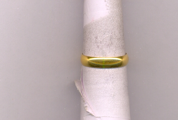 GOLD RING