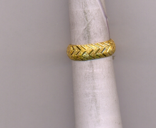 GOLD RING