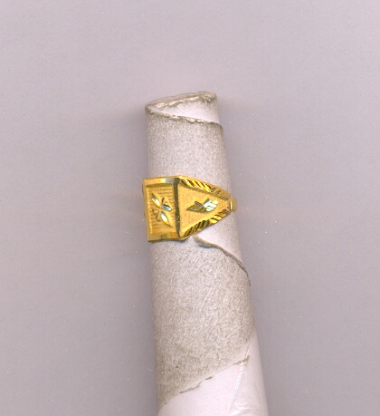 GOLD RING