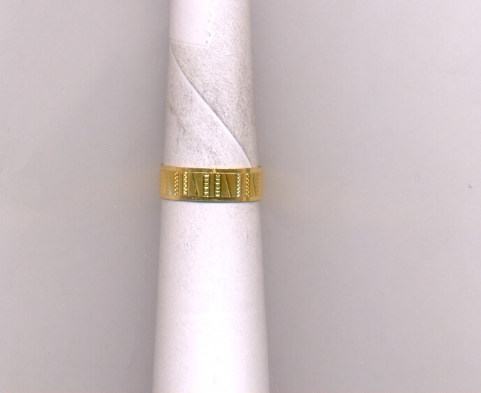 GOLD RING