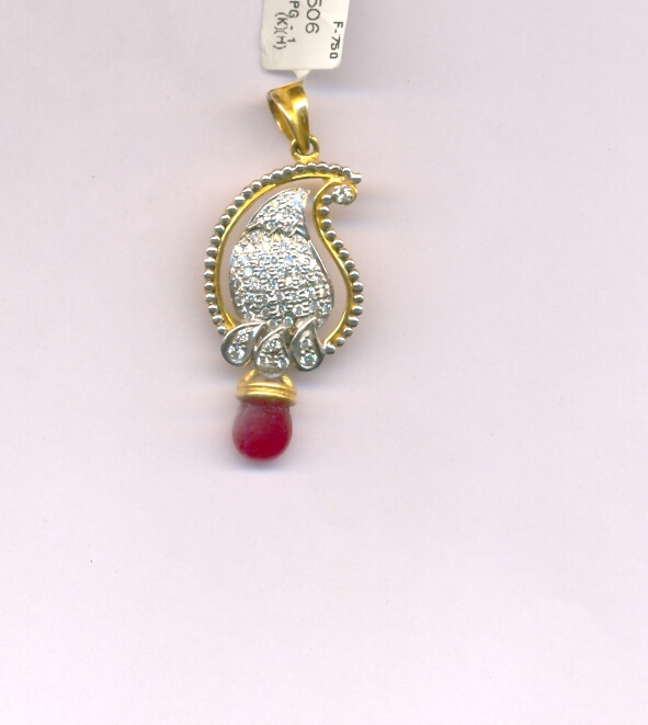 DIAMOND PENDENT