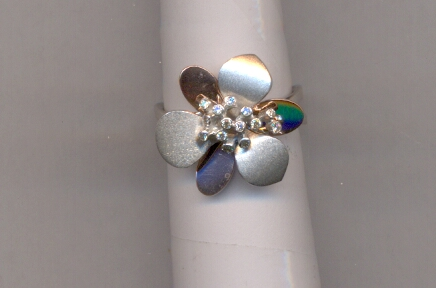 DIAMOND RING LADIES