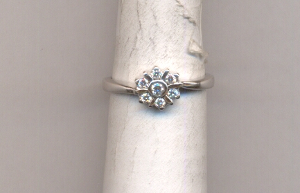 DIAMOND RING LADIES
