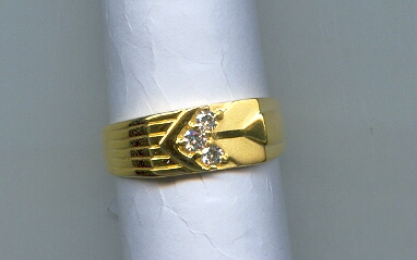 GOLD RING GENTS DESIGNER EXCLUSIVE