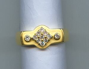 GOLD RING GENTS DESIGNER EXCLUSIVE