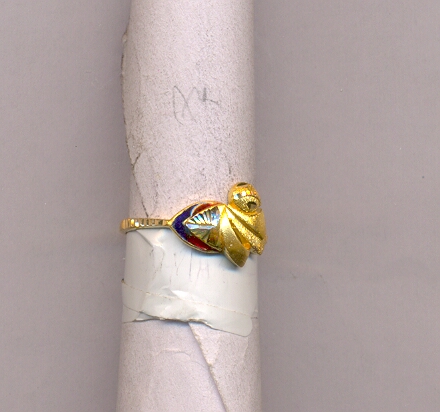 GOLD RING LADIES CASTING