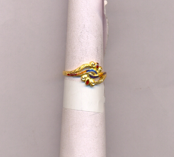 GOLD RING LADIES CASTING