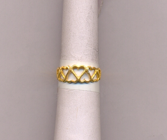 GOLD RING LADIES CASTING