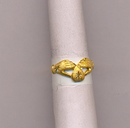 GOLD RING LADIES CASTING