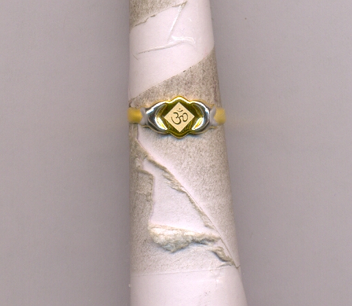 GOLD RING LADIES CASTING EXCLUSIVE