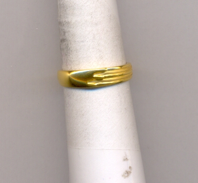 GOLD RING LADIES CASTING EXCLUSIVE