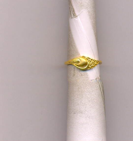 GOLD RING LADIES CASTING EXCLUSIVE