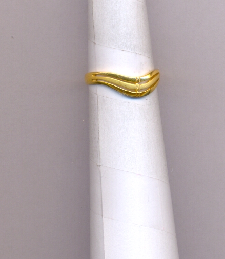 GOLD RING LADIES CASTING EXCLUSIVE