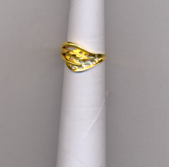 GOLD RING LADIES CASTING EXCLUSIVE