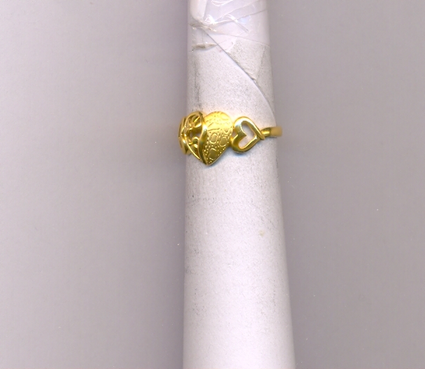 GOLD RING LADIES CASTING EXCLUSIVE