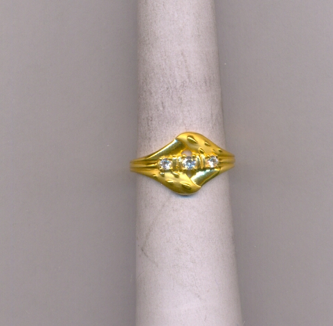 GOLD RING LADIES CASTING EXCLUSIVE