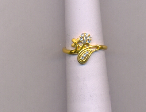 GOLD RING LADIES CASTING EXCLUSIVE