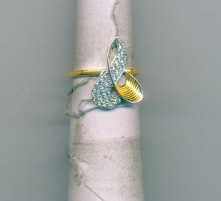 GOLD RING LADIES CASTING EXCLUSIVE