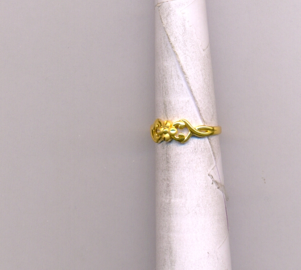 GOLD RING LADIES CASTING EXCLUSIVE