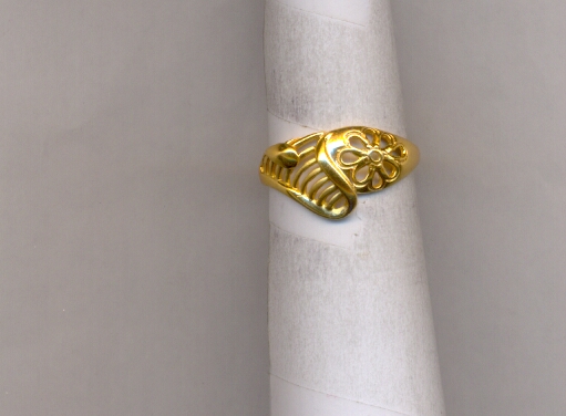 GOLD RING LADIES CASTING EXCLUSIVE