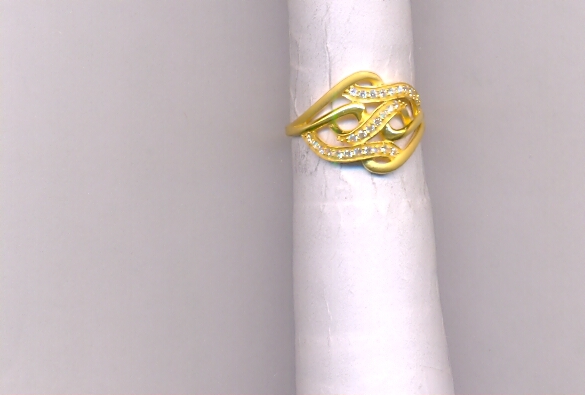 GOLD RING LADIES CASTING EXCLUSIVE