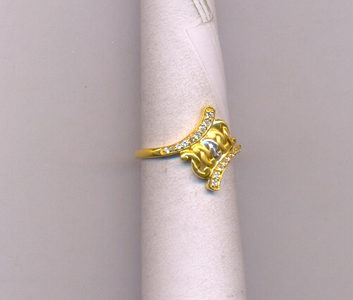 GOLD RING LADIES CASTING EXCLUSIVE