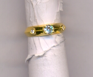 GOLD RING LADIES CASTING EXCLUSIVE