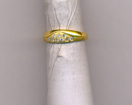 GOLD RING LADIES CASTING EXCLUSIVE