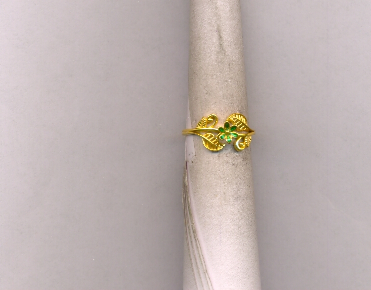 GOLD RING LADIES CASTING EXCLUSIVE