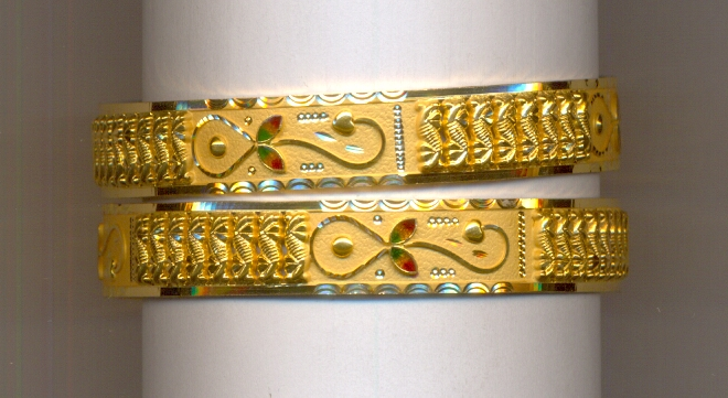 GOLD BANGLE
