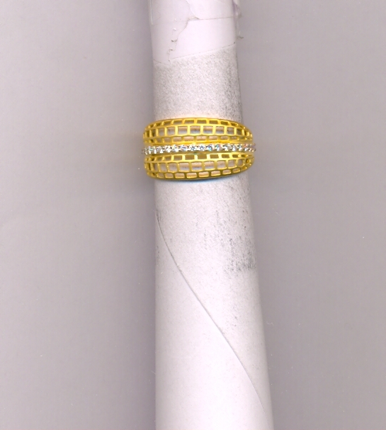 GOLD RING LADIES CASTING EXCLUSIVE
