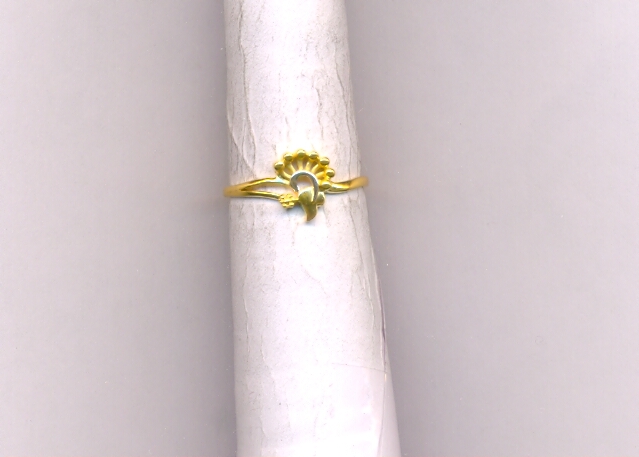 GOLD RING LADIES CASTING EXCLUSIVE