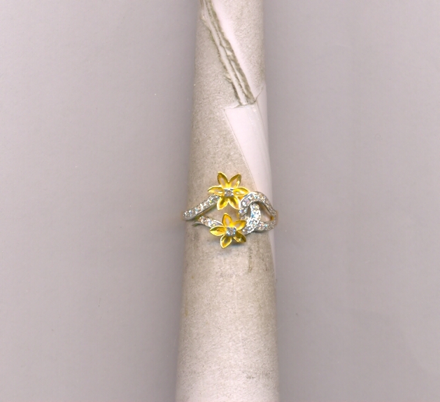 GOLD RING LADIES CASTING EXCLUSIVE