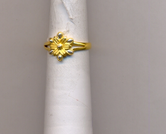 GOLD RING LADIES CASTING FANCY