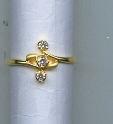 GOLD RING LADIES DESIGNER EXCLUSIVE