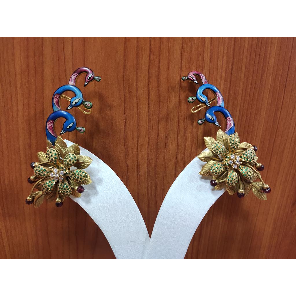 GOLD EARRING DESIGNER