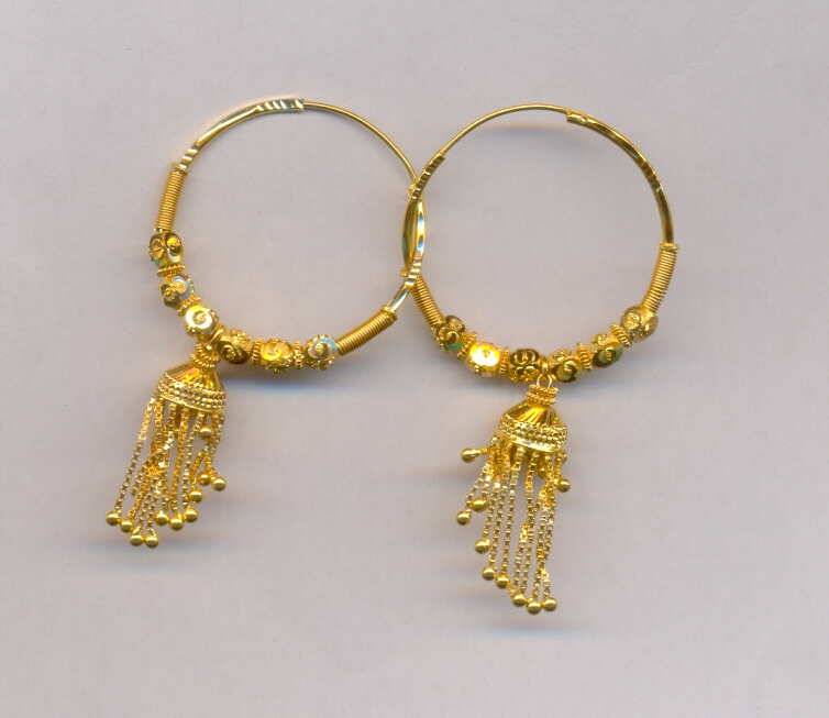 GOLD EARRING PLAIN FANCY