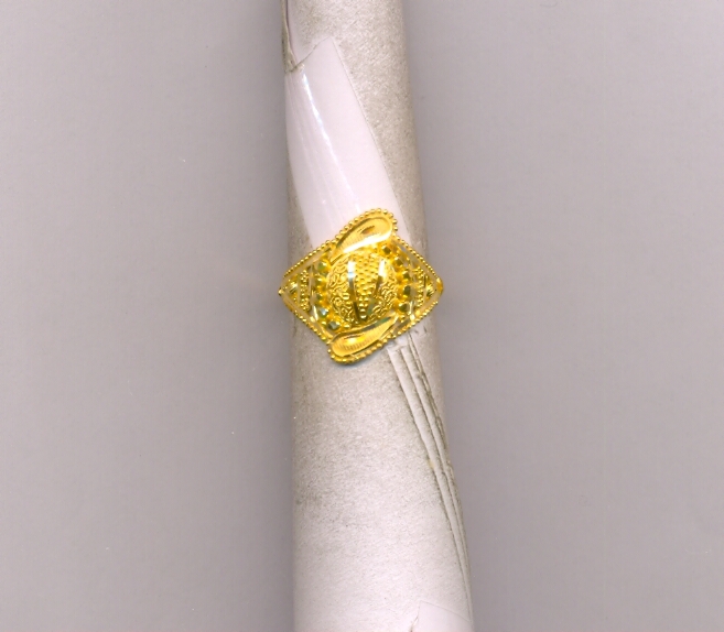GOLD RING LADIES PLAIN FANCY