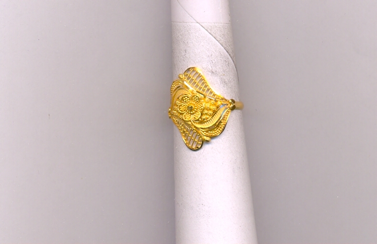 GOLD RING LADIES PLAIN FANCY