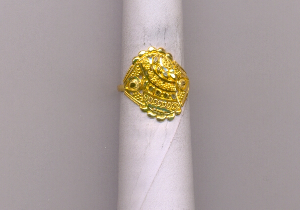 GOLD RING LADIES PLAIN FANCY