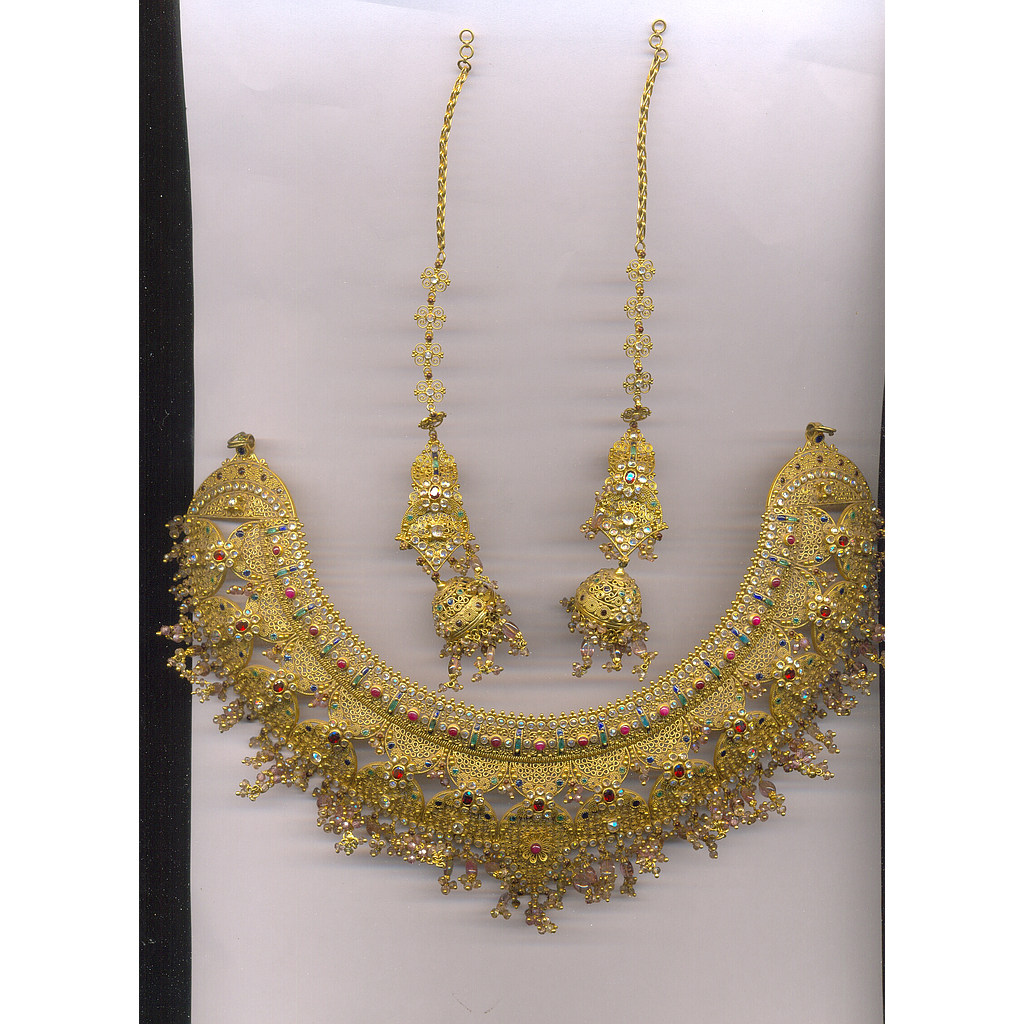 GOLD HALF SET ROUND ANTIQUE FANCY