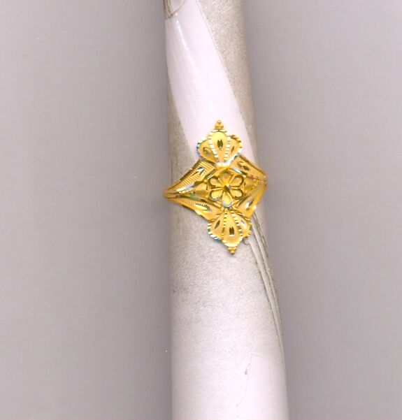 GOLD RING LADIES PLAIN FANCY