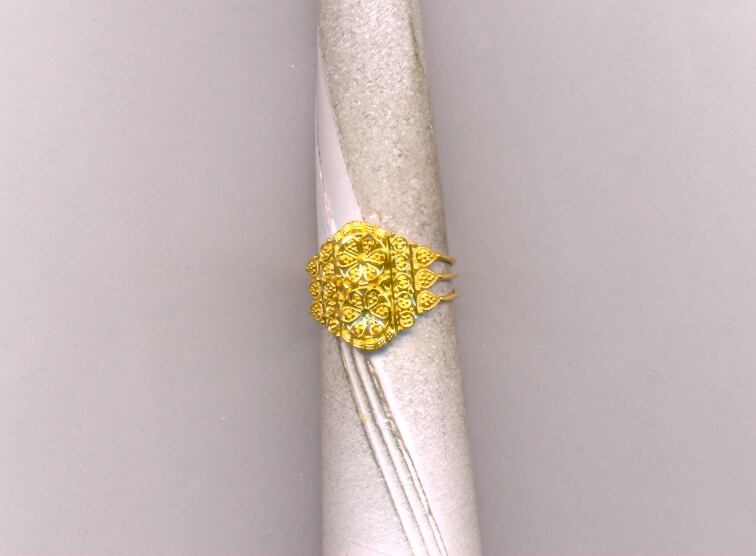 GOLD RING LADIES PLAIN FANCY