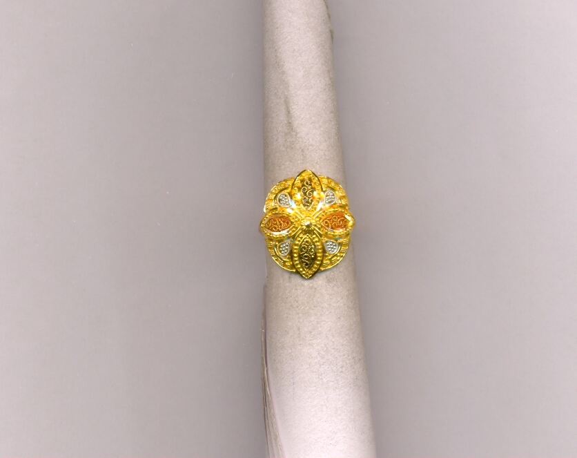 GOLD RING LADIES PLAIN FANCY