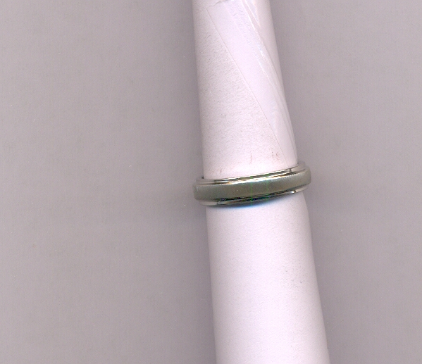 PLATINUM RING