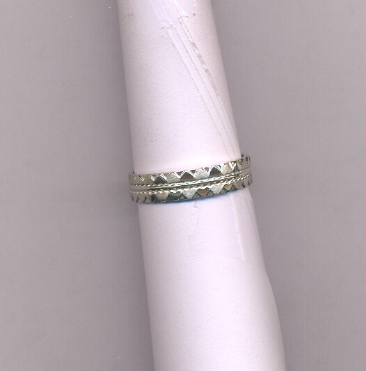 PLATINUM RING