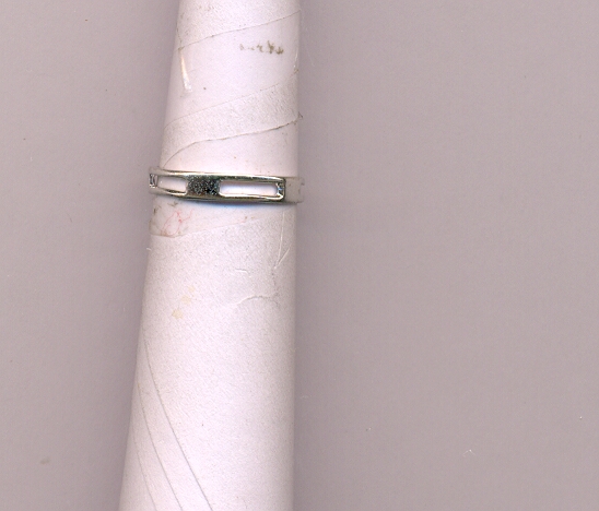 PLATINUM RING