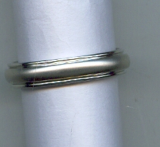 PLATINUM RING LADIES